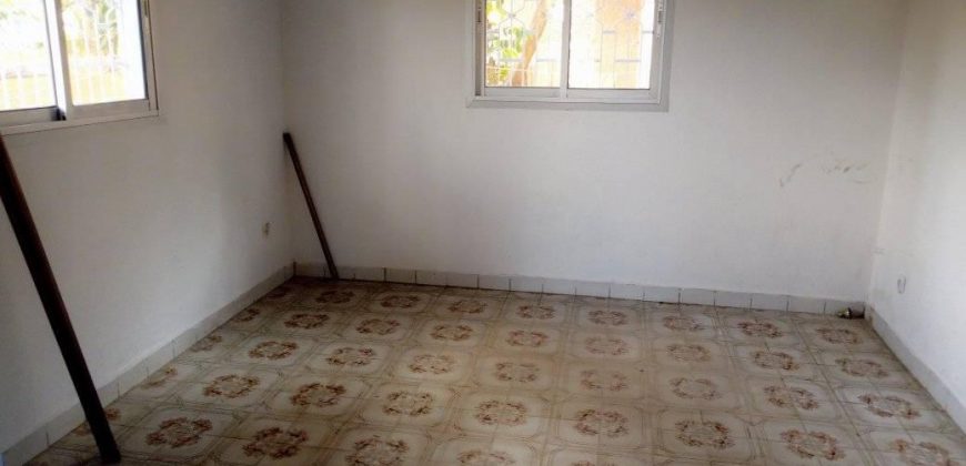 À Bastos, Un Somptueux Duplex Très Haut Standing à louer