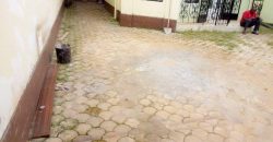 Au quartier Fouda Un Triplex à louer