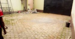Au quartier Fouda Un Triplex à louer