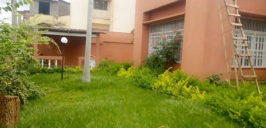 A Tradex Bastos Un Somptueux Duplex à louer