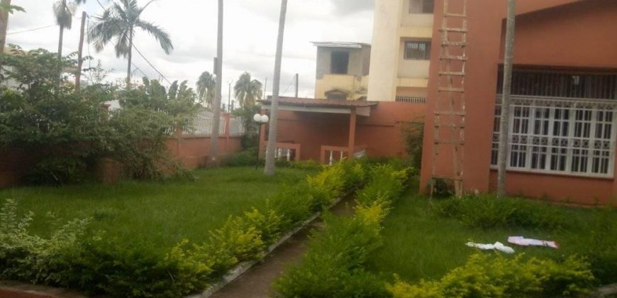 A Tradex Bastos Un Somptueux Duplex à louer