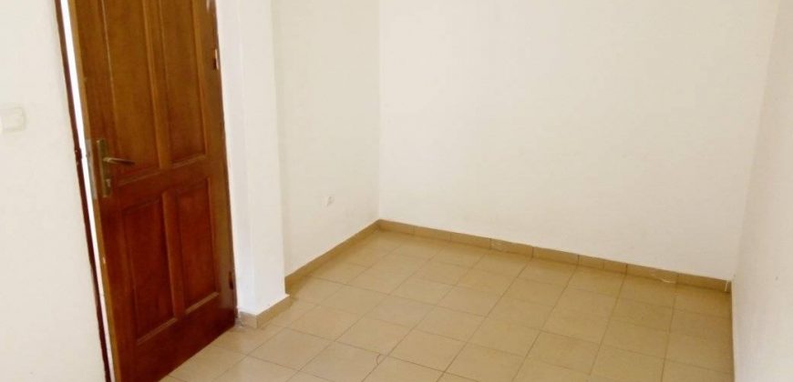 Au quartier Fouda Appartement à Louer