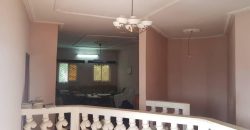 Un Somptueux Triplex À Vendre au Complexe Beac Mvan