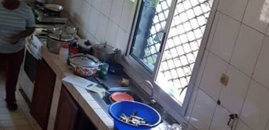 Un Somptueux Triplex À Vendre au Complexe Beac Mvan