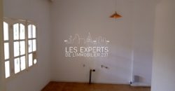 À Bastos Un Somptueux Duplex avec Piscine à louer