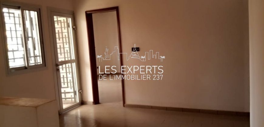 Duplex À vendre à Odza Cité de la paix