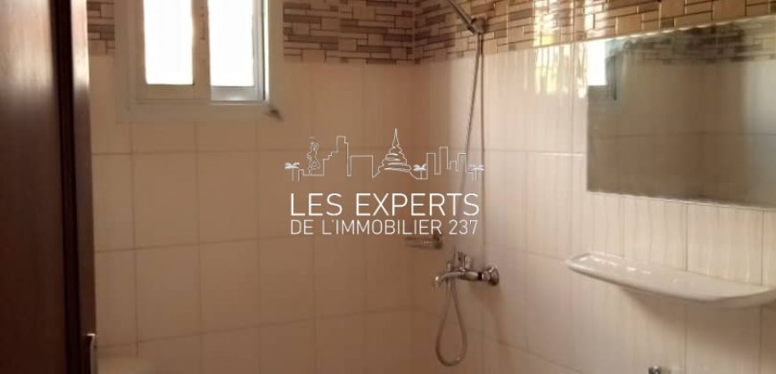 Duplex À vendre à Odza Cité de la paix