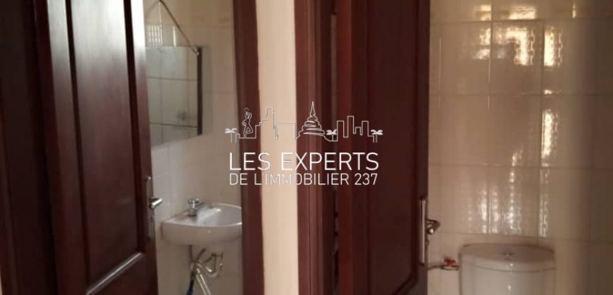 Duplex À vendre à Odza Cité de la paix