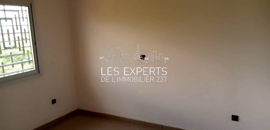 Duplex À vendre à Odza Cité de la paix