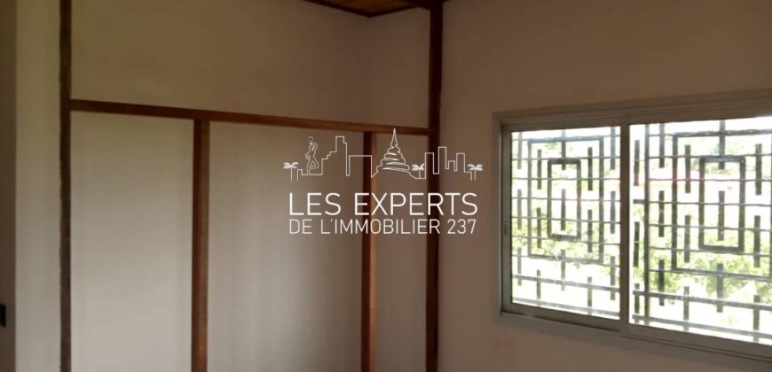 Duplex À vendre à Odza Cité de la paix