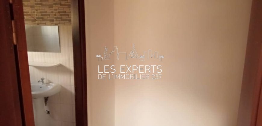 Duplex À vendre à Odza Cité de la paix