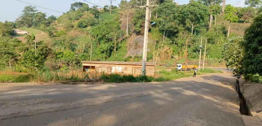 Magnifique Terrain d’Angle à Vendre au Golf Parcours Vita Yaoundé